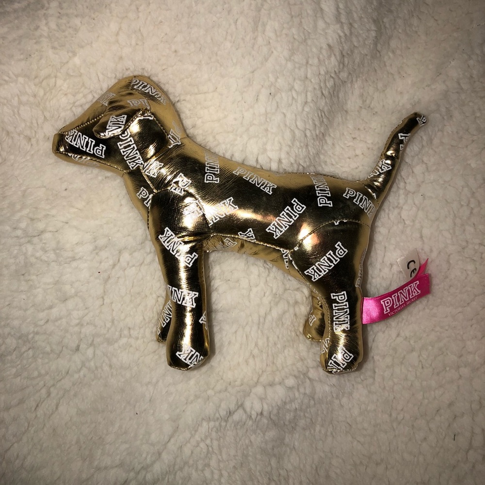 Limited edition PINK VS fashion show dog